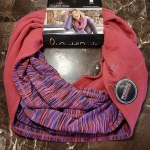 Cuddl Duds Reversible Pink and Purple Infinity Scarf